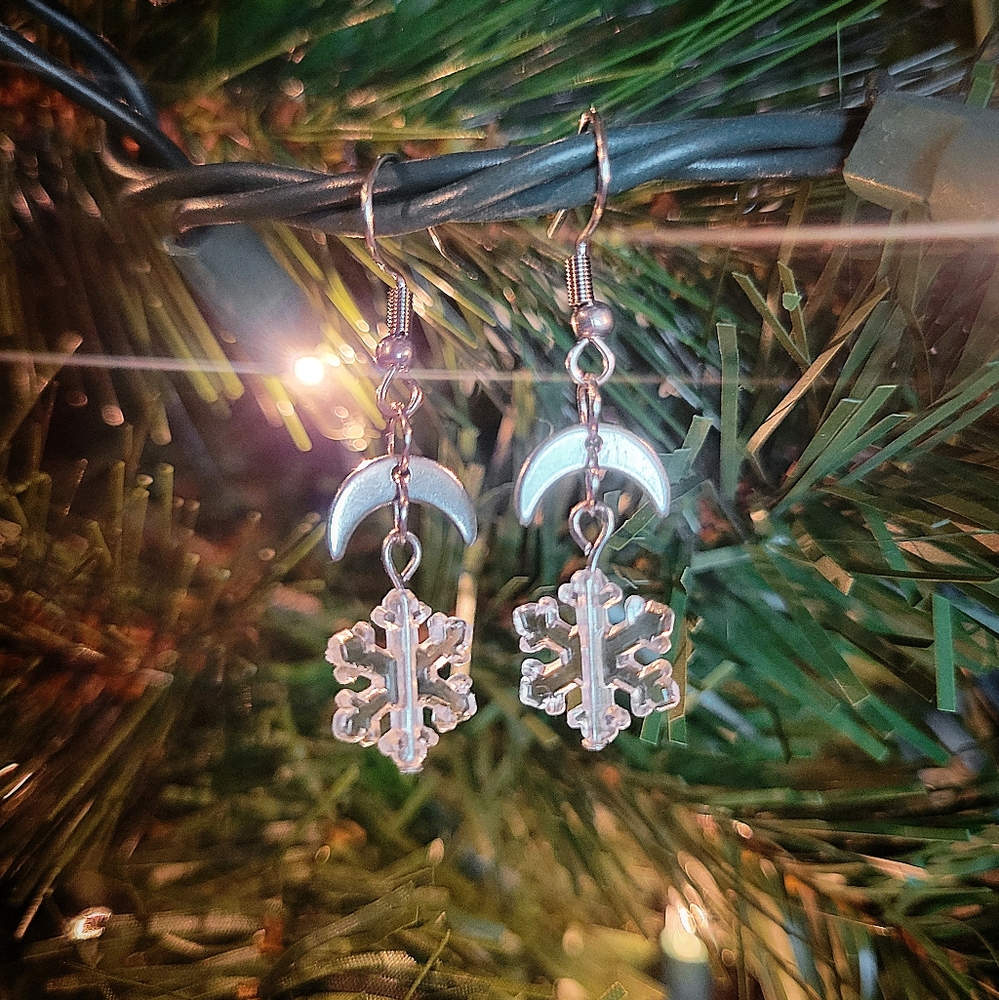 Winter Solstice Moon & Snowflake Stainless Steel Earrings, Hand Crafted! - Picture 4 of 5